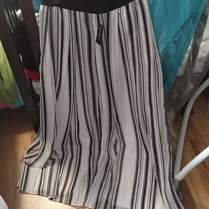 WHBM Skirt